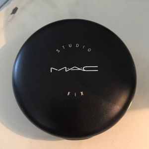 MAC studio fix powder C3